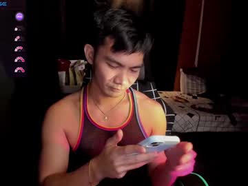 000batman000 • asian • 27y • korea - Philippines • public