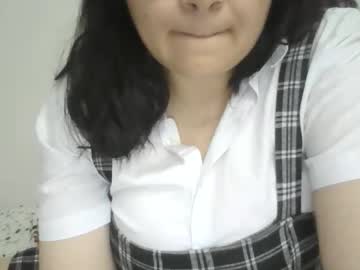 18andcurvy profile image (offline)