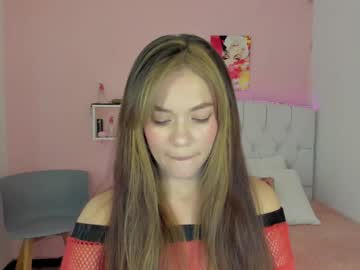 Live webcam: 18candy - Female Sex Cams