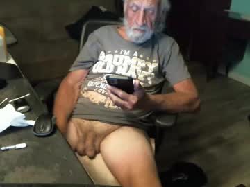 1handyanddee profile image (offline)