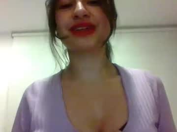  Alyson • milk • 24y • . • public