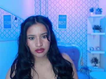  Barbaragomez • bigtits • 26y • Colombia • public