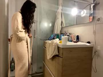 _elena_barra - Free Live Cam Model Online