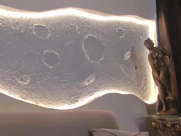  Emmawalka • bigass • 21y • Colombia • public