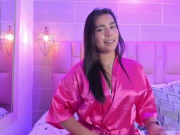 _gia_rose • lovensesexmachine • Antioquia, Colombia • public