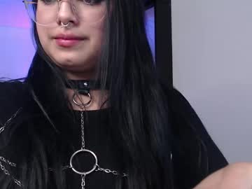  Kat Sweet • bigass • 20y • In your dreams • public