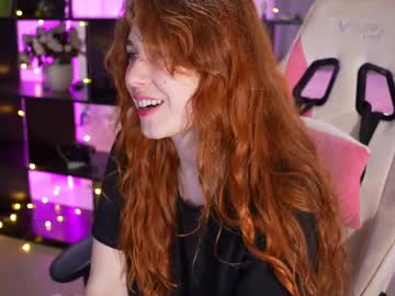 Mey Chan live cam profile photo — HD — redhead — age 23 — dota 2