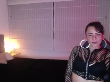 _mia_isabellaa - Live Cam Model Online on Ted's Cam Directory