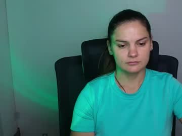  Olivia Moon • shy • 30y • Italy. Verona • public