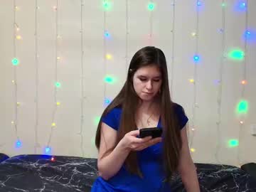  Stella Cardo  • 19 • 18y • Los Angeles • public