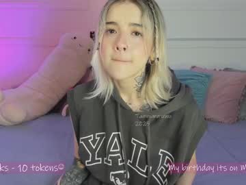 _tammarra_ • teen20y • Bikini Bottom • public