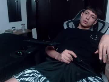 Live cam boy Aarman_bannana, 18 yrs – Hot Male Cams