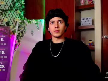 aaron_sanz_ - Live Cam Model Online on Ted's Cam Directory