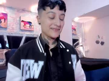 Abby Thommson • tomboy • 24y • Medellin, Colombia • public