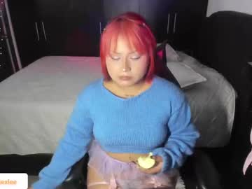 Abbyxlee • bigass • 22y • ? In your Dreams ? • public