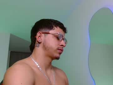 Live cam boy Adamkeith_1, 23 yrs – Hot Male Cams