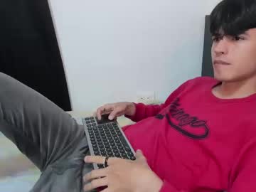 Live cam boy Adanxxs, 21 yrs – Hot Male Cams