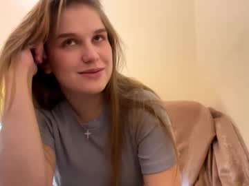 Adeliaebbers • bigtits • 18y • Fairytale lock • public