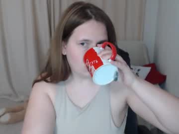 Adelinalawson • milf • 31y • United Sexy Girls • public