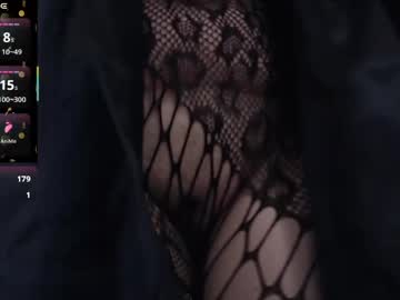 Adelinavans • sexmachine • 41y • Colombia. • public