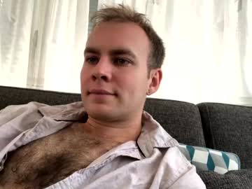 Adorabledog • hairy • 0y • Czech Republic • public