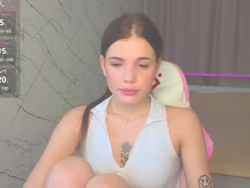 adri_dream - Free Live Cam Model Online