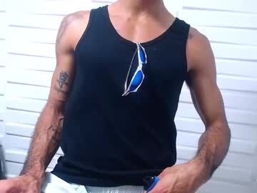 Adrian Brooks  • cum • 29y • Antioquia, Colombia • public