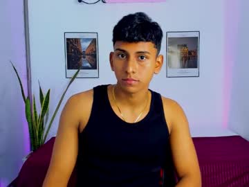 Live cam boy Adrian_cole, 19 yrs – Hot Male Cams