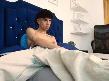adrien_dusk - Free Live Cam Model Online