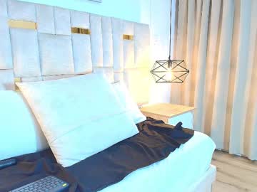 Agatha Manson • milf • 35y • In a wonderful place • public