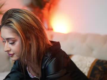 Live webcam: Aileenaxa - Female Sex Cams