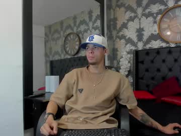 Live cam boy Alan_smithy, 20 yrs – Hot Male Cams