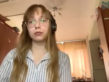 Alanehadaller live cam profile photo — HD — cute — age 18 — Latvia