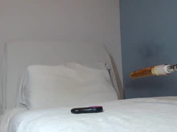 Alesioale1 • anal • 27y • In your heart ?? • public