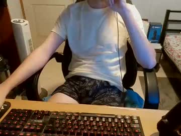 Alex97420 • footfetish • 23y • Living in an island • private