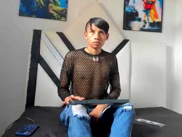 Live cam boy Alexandro_bover, 26 yrs – Hot Male Cams