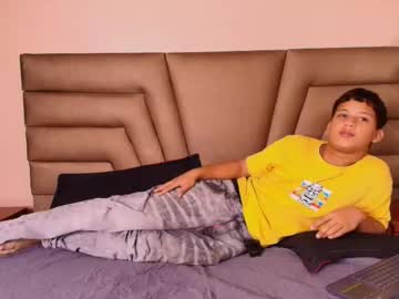 Alexdumontt live cam profile photo