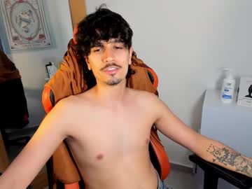 Live cam boy Alexfloreszzz – Hot Male Cams