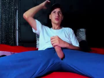 alextampoo - Live Cam Model Online on Ted's Cam Directory