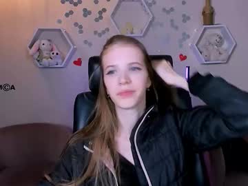 Alice Cold • tights • 0y • in your dream? • public