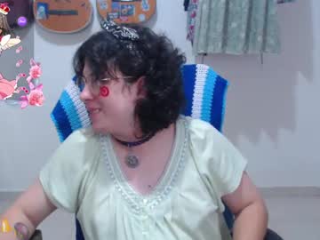 Alice Psilocybe Sabina420 • anal • 24y • Colombia • public