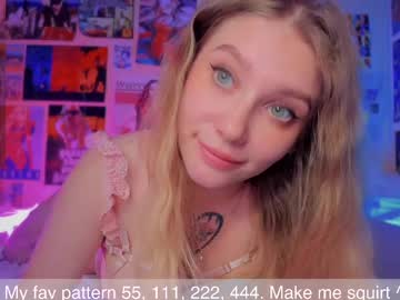 Alicemilman • lovense • 23y • Your dream <3 • public