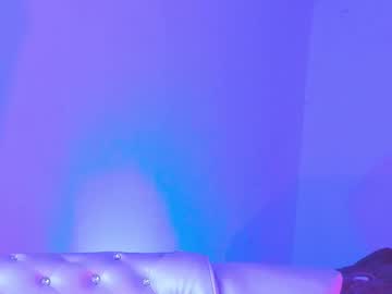 Alicemoon   • saliva • 0y • In yours dreams ?? • public