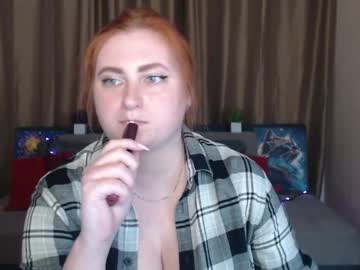 alicia_side_red - Live Cam Model Online on Ted's Cam Directory