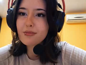 Live cam boy Alisafelber, 18 yrs – Hot Male Cams