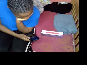 Alorapavo • new • 0y • Next door • public