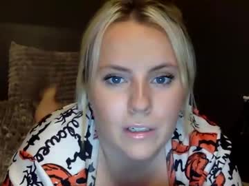 Alyssakyle97 • blonde • 0y • Oregon, United States • public