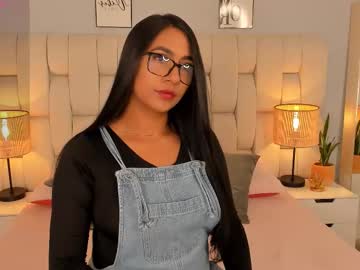 Ameliebelle_ • new23y • awesome place • public