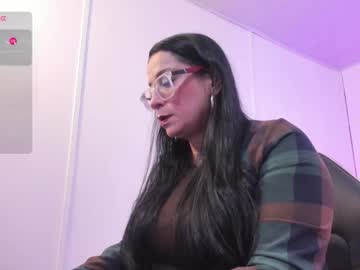 Live Milf Amely_tay, 40 yrs – Hot Milf Cams