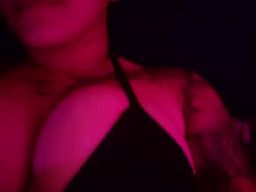 Amicedias • newmodel • Rio de Janeiro, Brazil • public